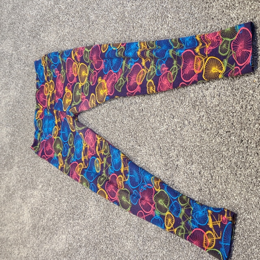 LuLaroe bicycle print leggings